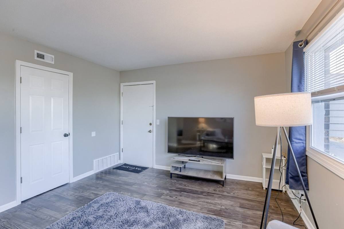 Apartment for rent at 135 E Sheridan St, Papillion, NE 68046