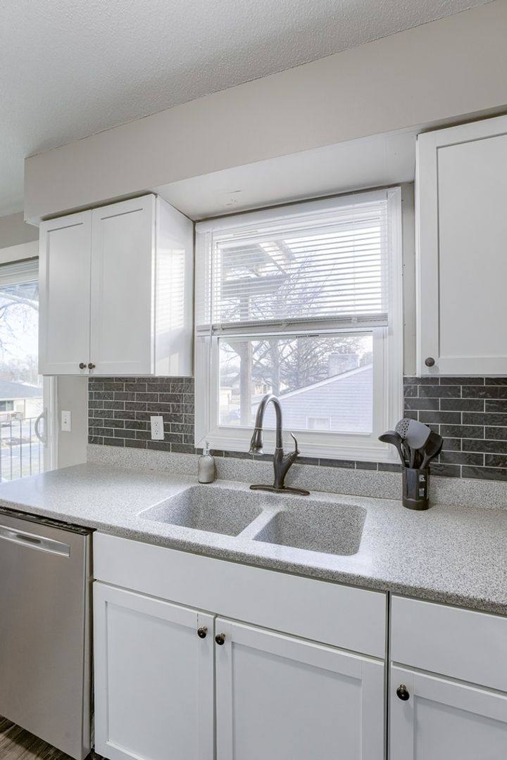 Apartment for rent at 135 E Sheridan St, Papillion, NE 68046