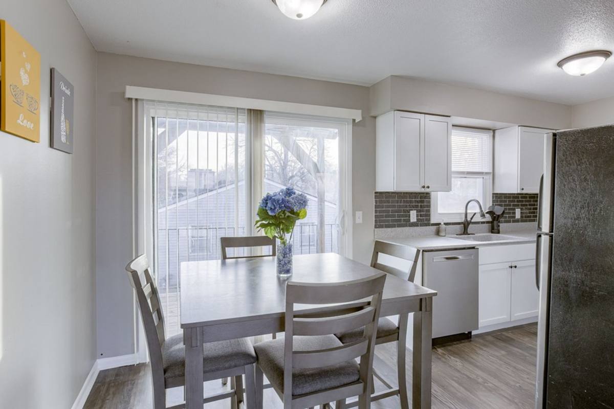 Apartment for rent at 135 E Sheridan St, Papillion, NE 68046