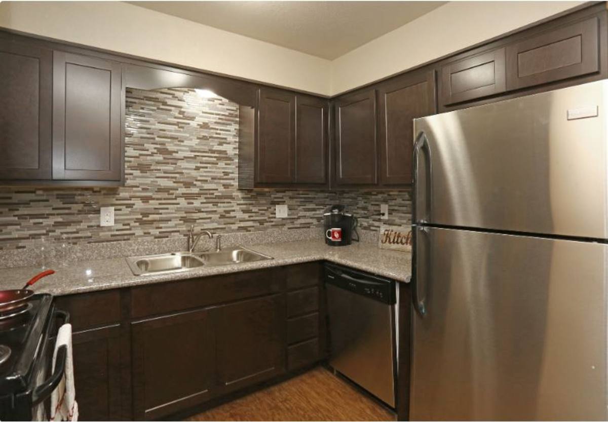 Apartment for rent at 2400 W Brooks St, Norman, OK 73069