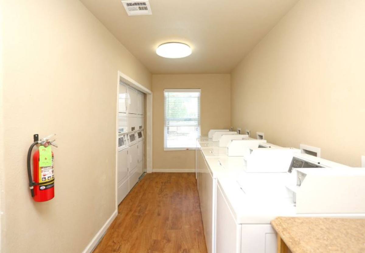 Apartment for rent at 2400 W Brooks St, Norman, OK 73069