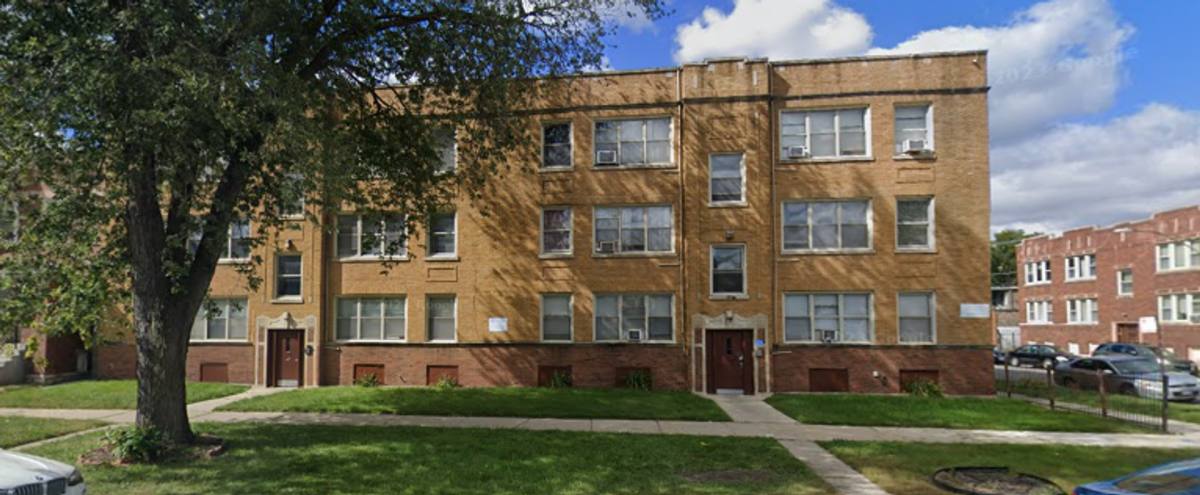 Apartment for rent at 7202-08 S Michigan Ave, Chicago, IL 60619