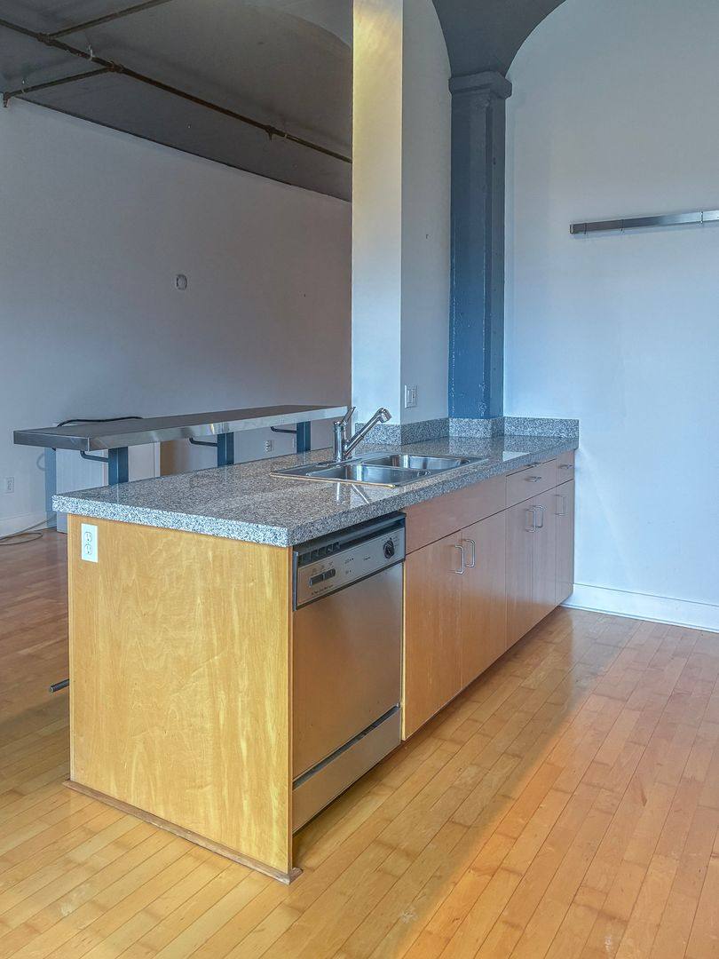 Condo for rent at 300 NW 8th Ave, Portland, OR 97209