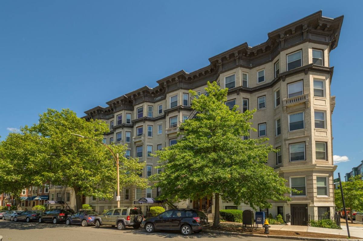Apartment for rent at 1296 Commonwealth Ave #38, Allston, MA 02134