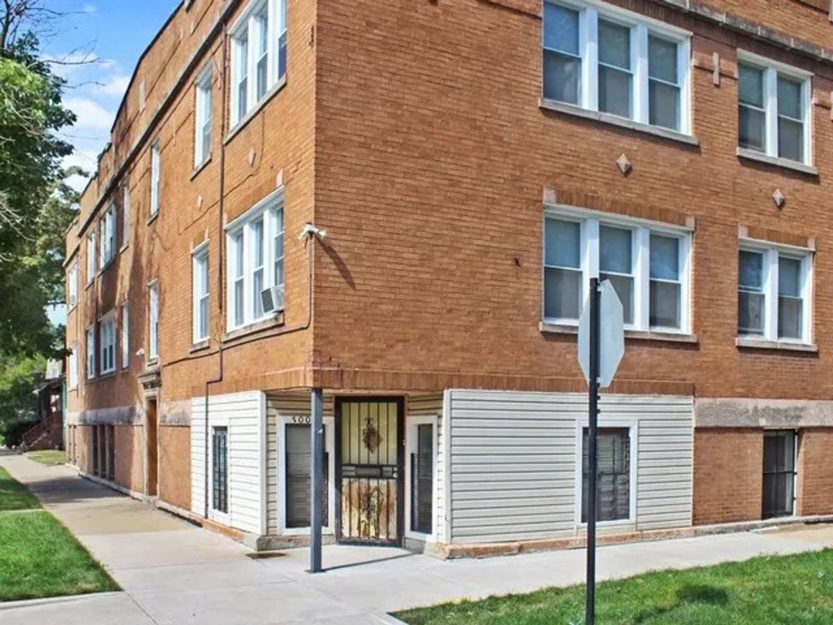 Apartment for rent at 7956 S Normal Ave, Chicago, IL 60620