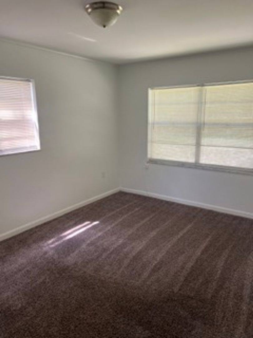 Apartment for rent at 1107 Silverton Court, Clarksville, IN 47129