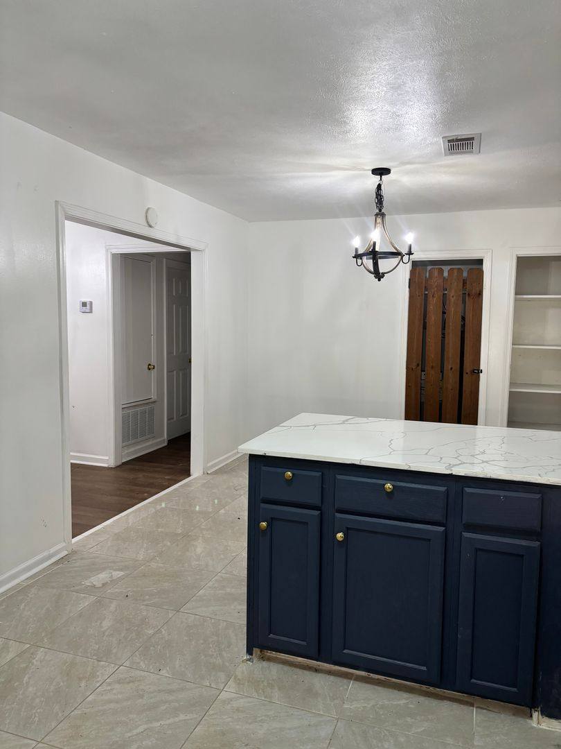 House for rent at 2877 Teresa Dr, Jackson, MS 39212