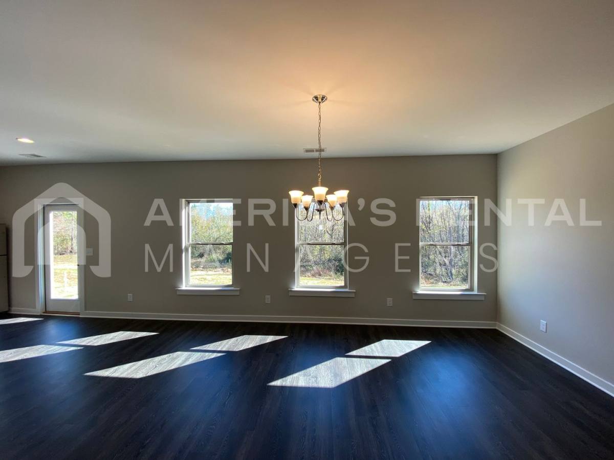 House for rent at 145 White Oak Circle, Lincoln, AL 35096