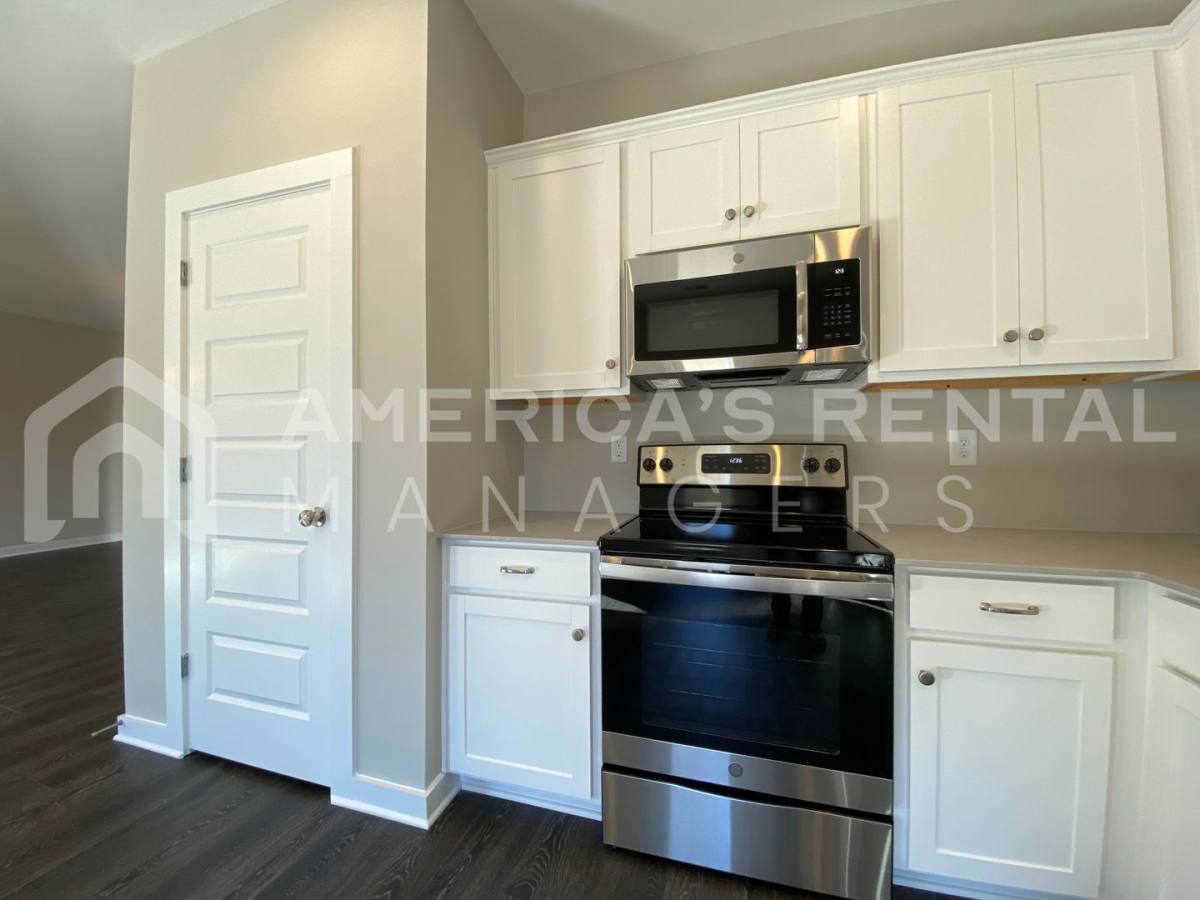 House for rent at 145 White Oak Circle, Lincoln, AL 35096