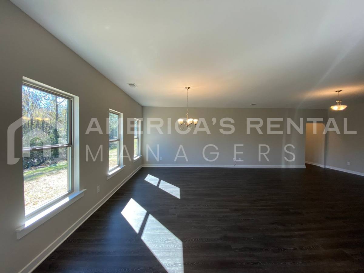 House for rent at 145 White Oak Circle, Lincoln, AL 35096