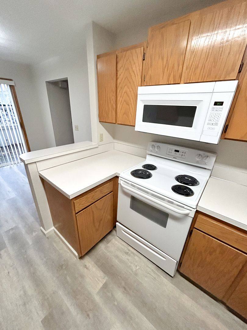 Apartment for rent at 5626-5628-5630-5632 Glenridge Way, Klamath Falls, OR 97603