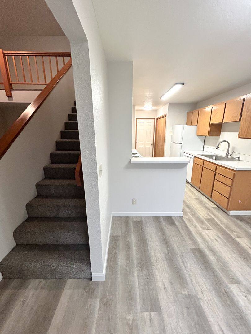 Apartment for rent at 5626-5628-5630-5632 Glenridge Way, Klamath Falls, OR 97603