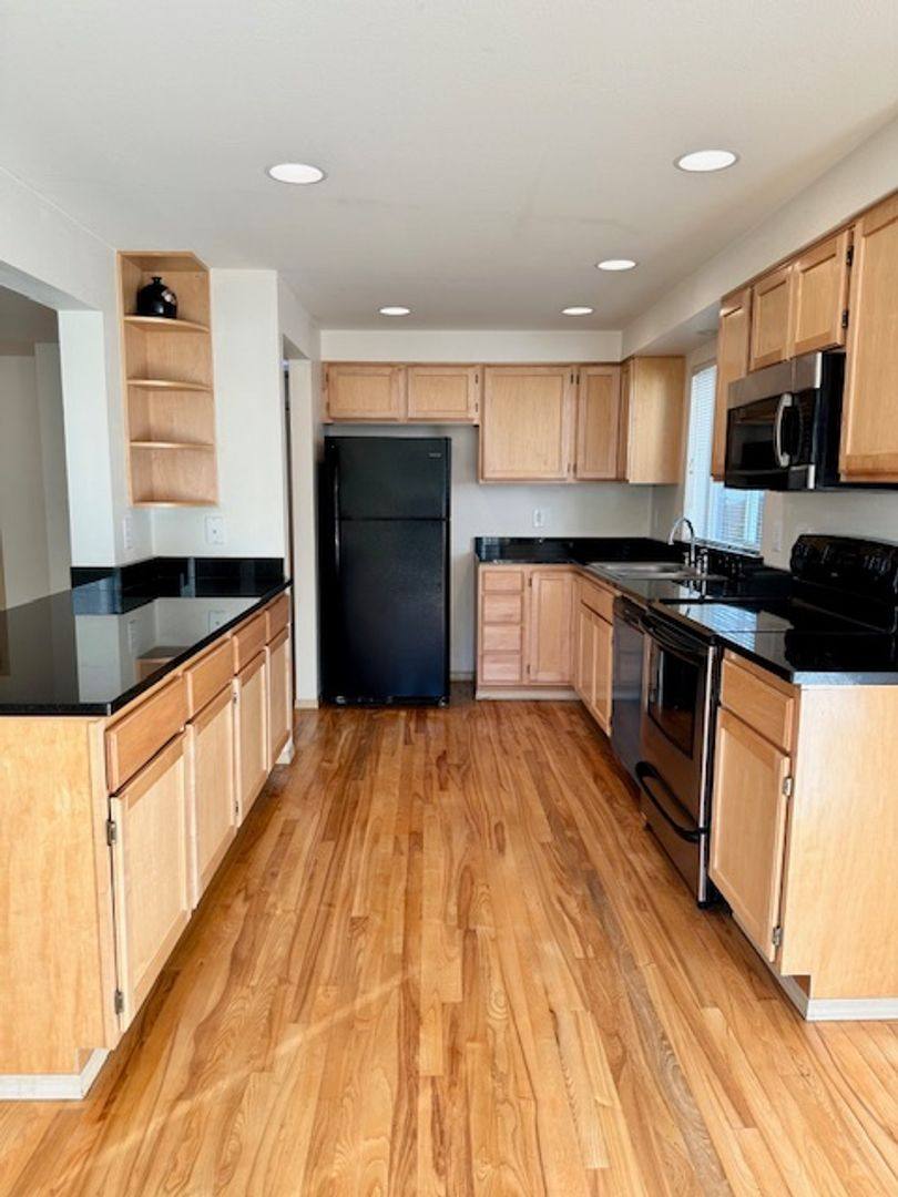 House for rent at 11447 SE 195th Place, Kent, WA 98031