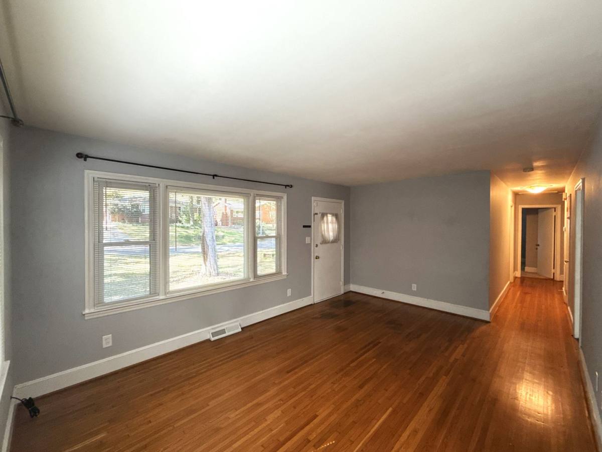 House for rent at 1969 Margate Ave, Charlotte, NC 28205
