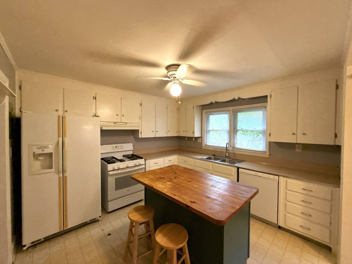 House for rent at 1969 Margate Ave, Charlotte, NC 28205