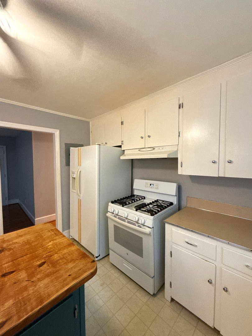 House for rent at 1969 Margate Ave, Charlotte, NC 28205
