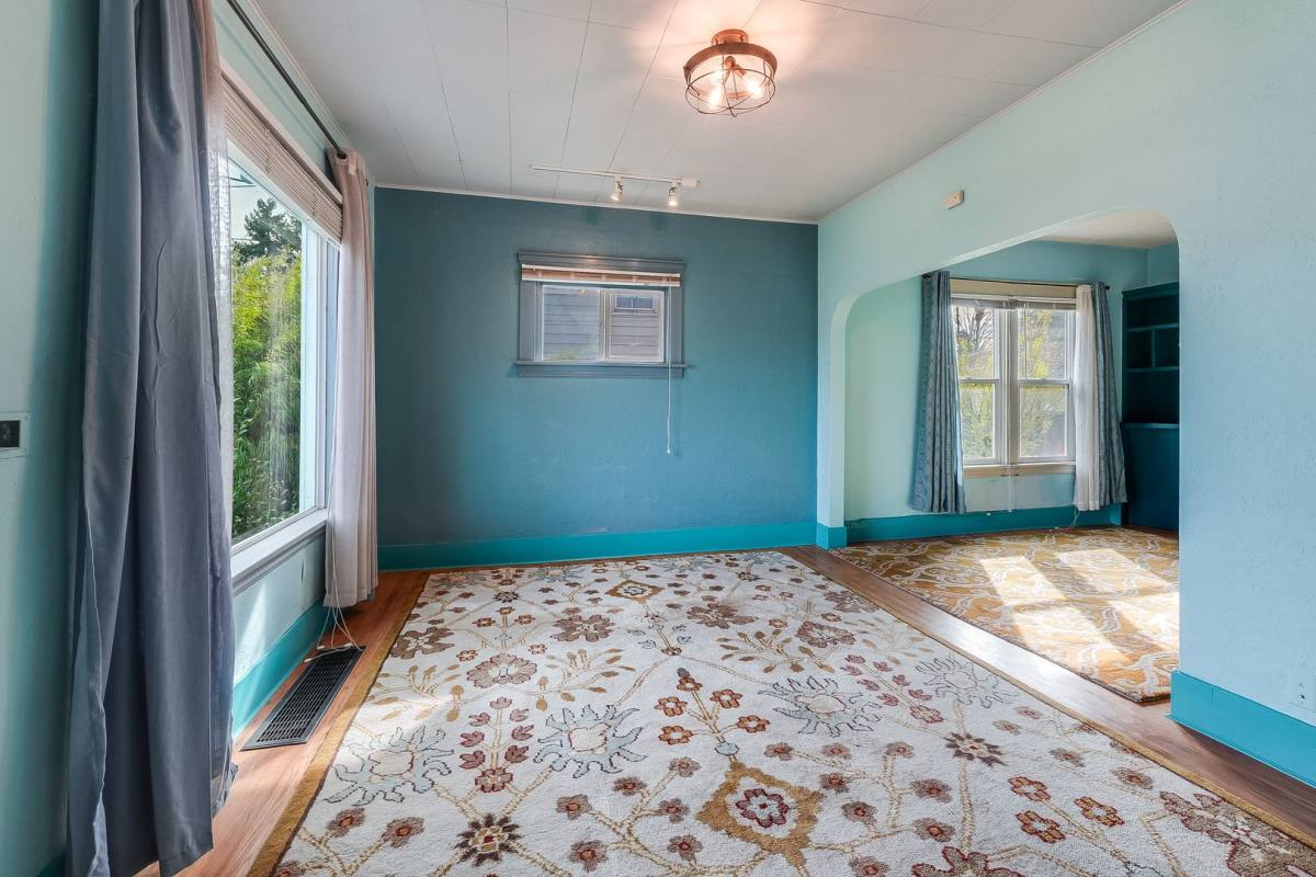 House for rent at 818 N Stafford St, Portland, OR 97217