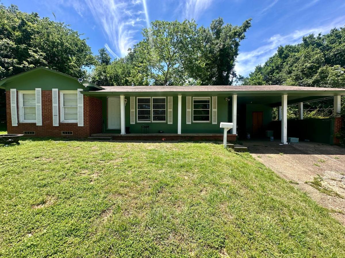 House for rent at 1121 Elizabeth Dr, Tyler, TX 75701