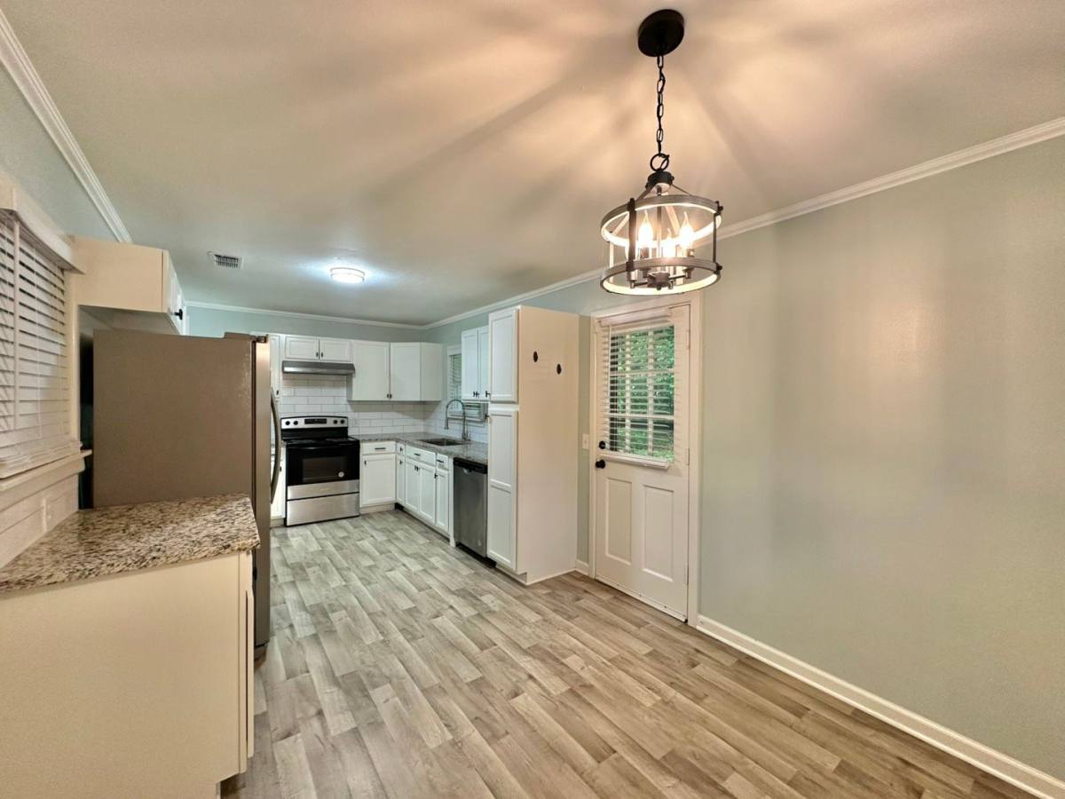 House for rent at 1121 Elizabeth Dr, Tyler, TX 75701