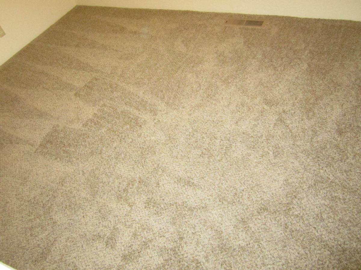 Apartment for rent at 546-548 S Ivy St, Medford, OR 97501