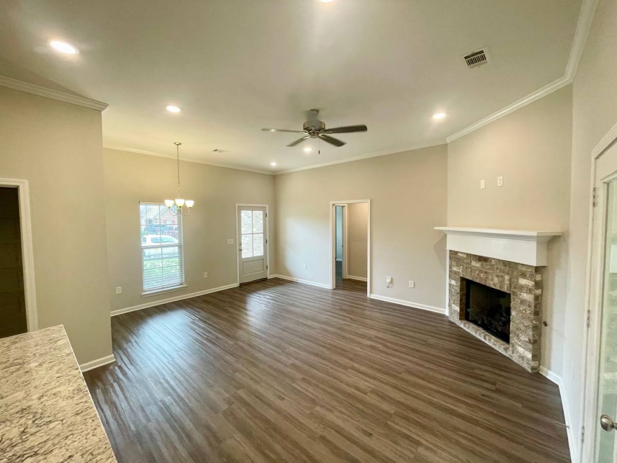 House for rent at 560 Stone Brook Place, Brandon, MS 39042
