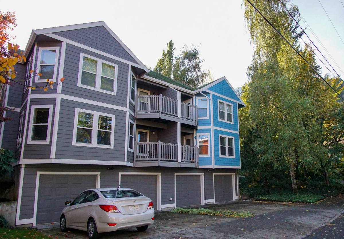 Apartment for rent at 245 SW Hooker St, Portland, OR 97201