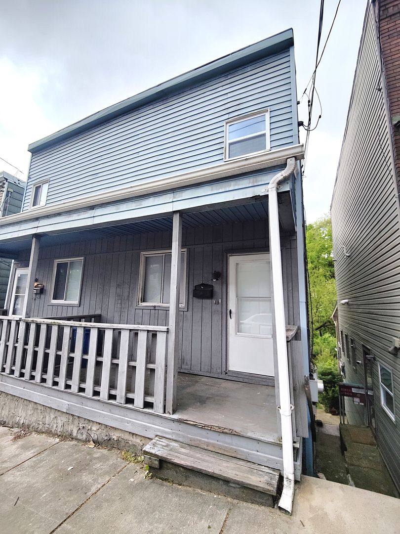 Apartment for rent at 2663 S 18th St, Pittsburgh, PA 15210