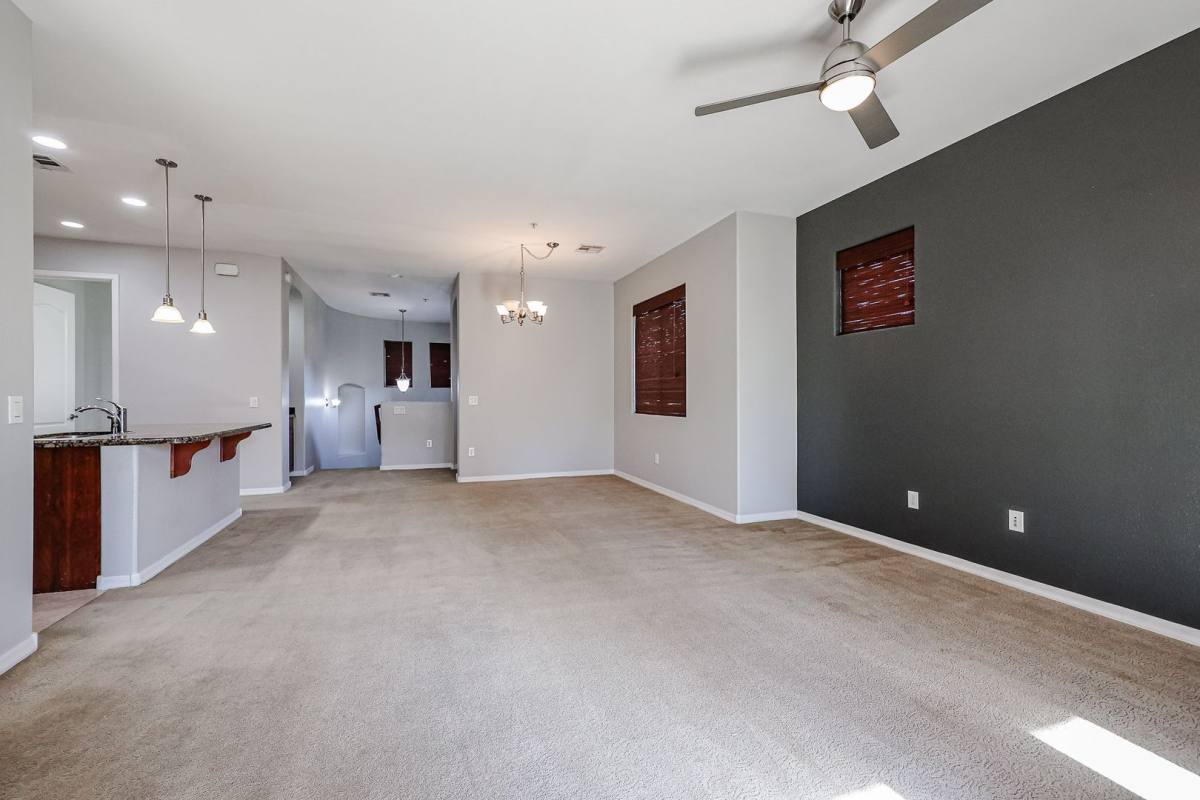 Townhouse for rent at 250 W Queen Creek Rd #239, Chandler, AZ 85248