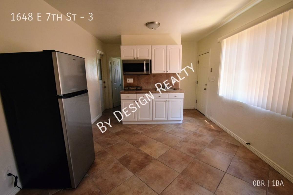 Townhouse for rent at 1648 E 7th St, Tucson, AZ 85719