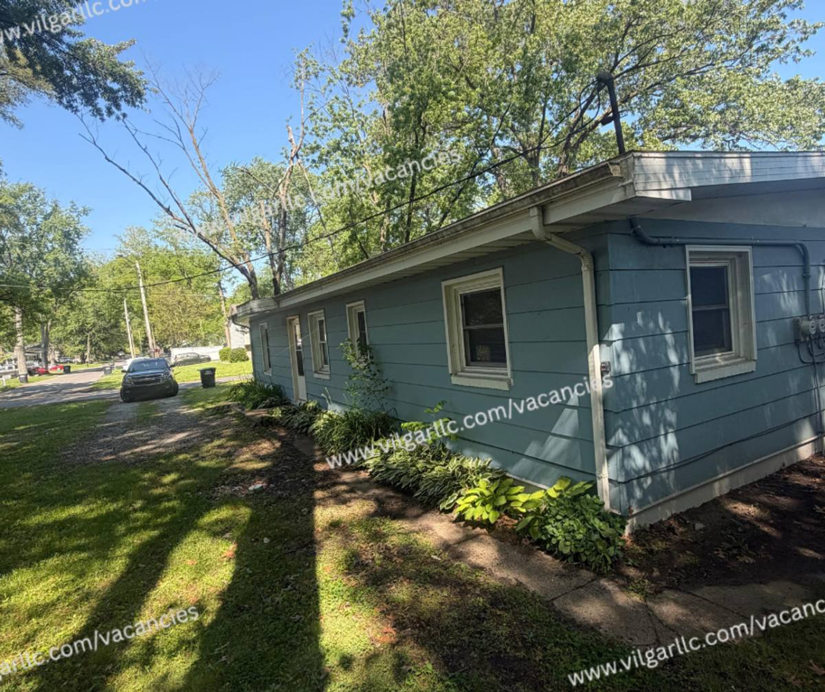 Apartment for rent at 2783-2785 Brown, Portage, IN 46368