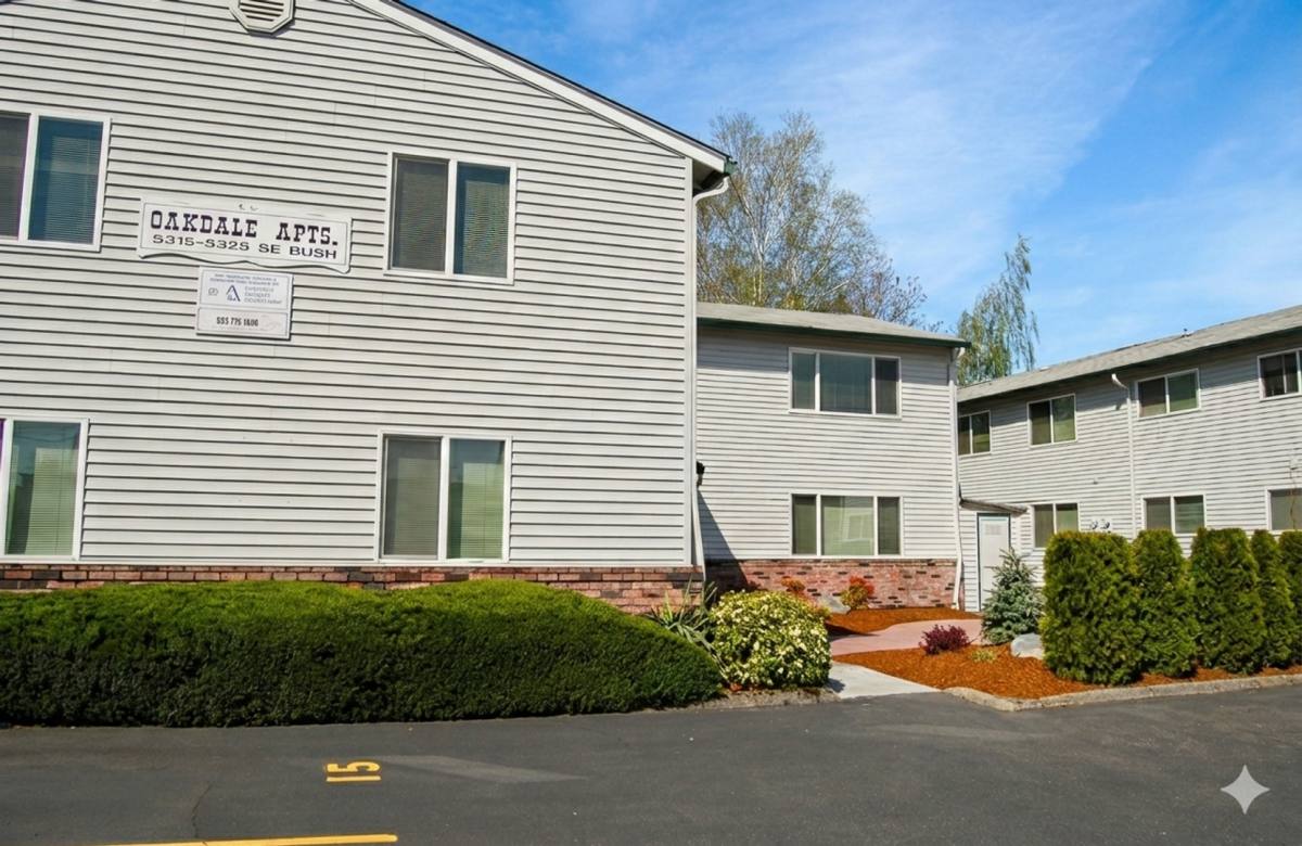 Apartment for rent at 3725-51 SE 54th, Portland, OR 97206