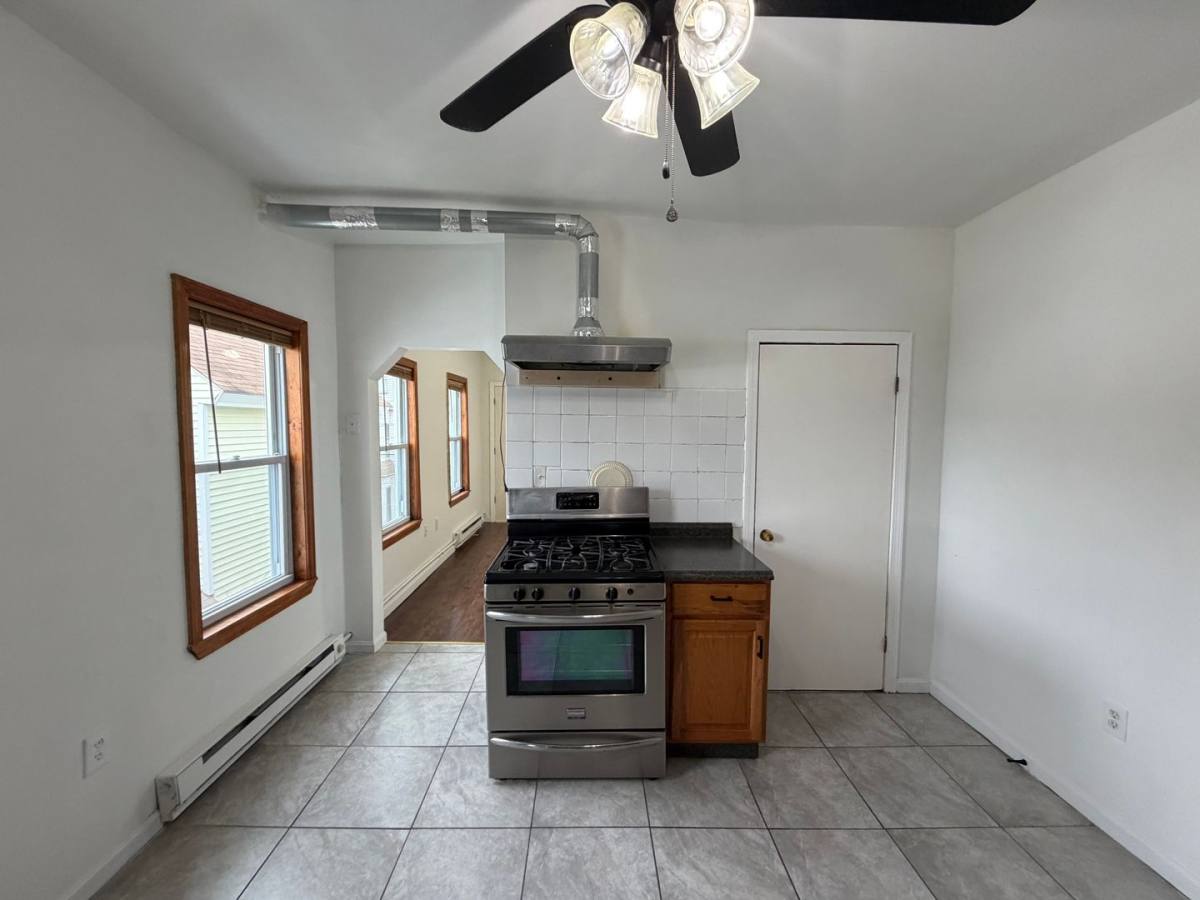 Apartment for rent at 26 Abbott St, Lowell, MA 01852