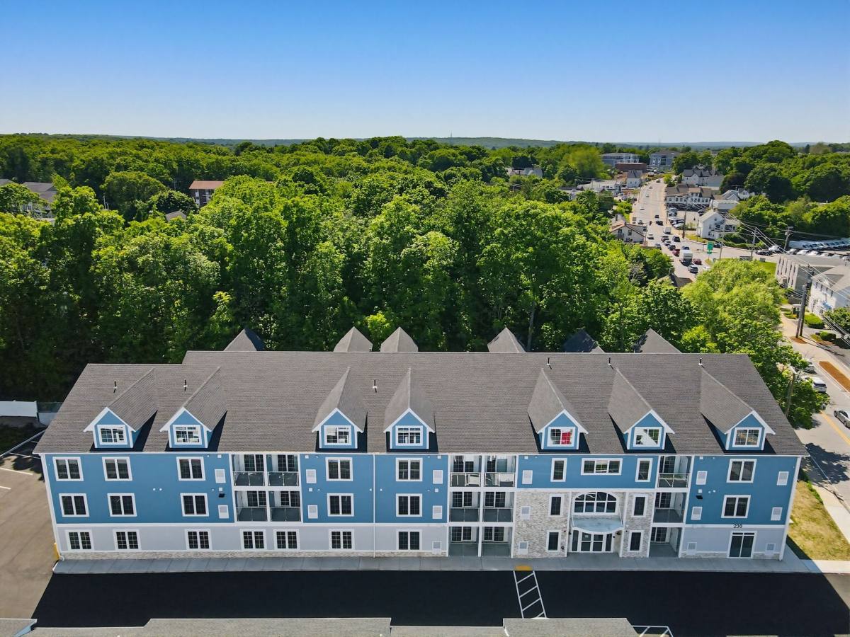 Apartment for rent at 230 E Central St, Franklin, MA 02038