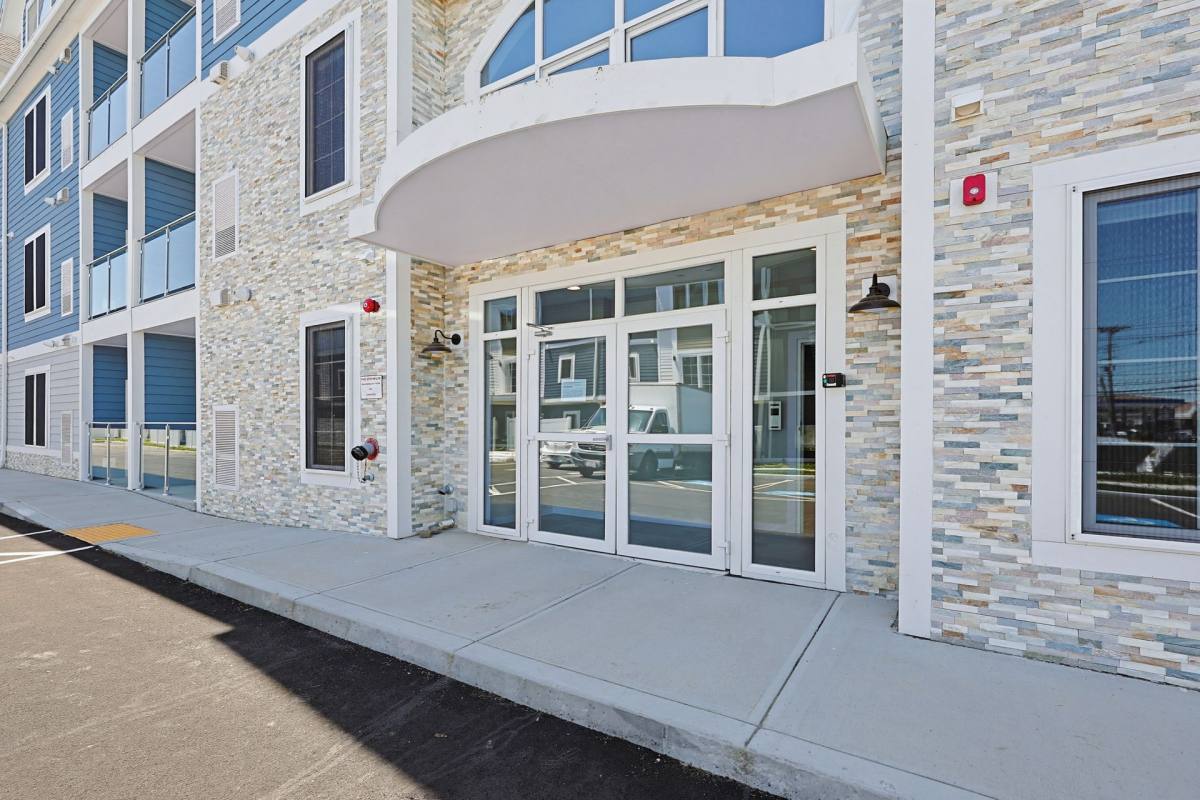 Apartment for rent at 230 E Central St, Franklin, MA 02038