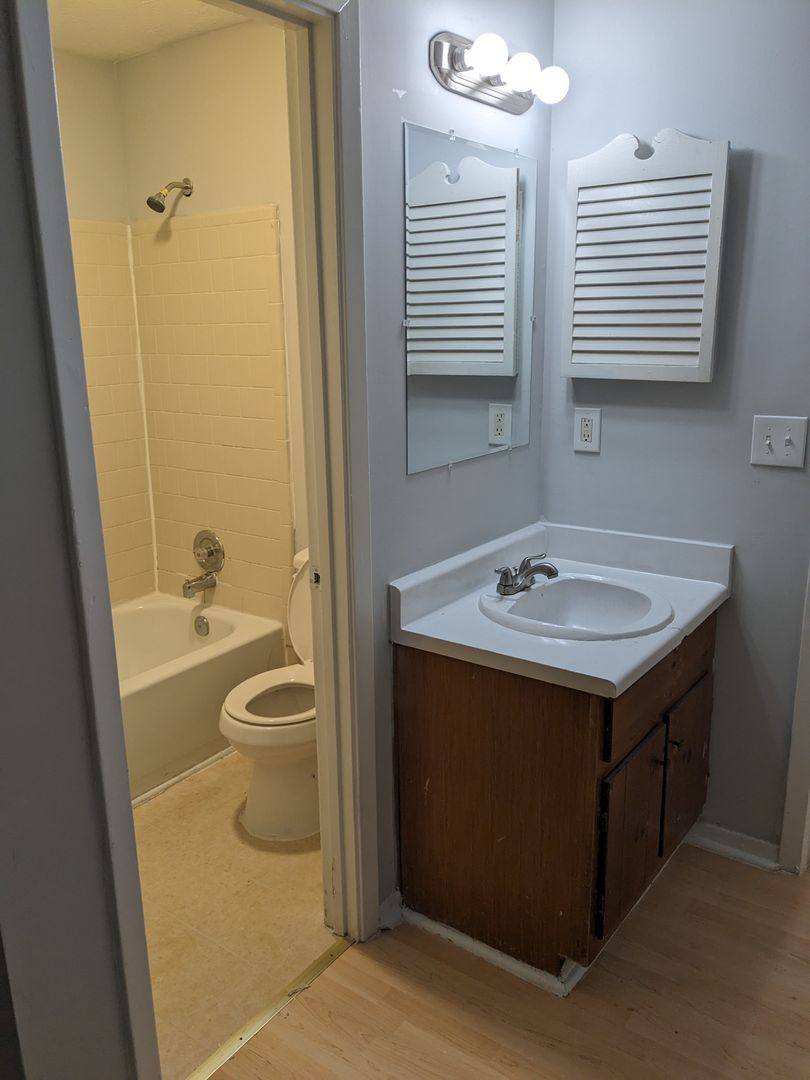 Townhouse for rent at 421 Prince of Wales, Stone Mountain, GA 30083