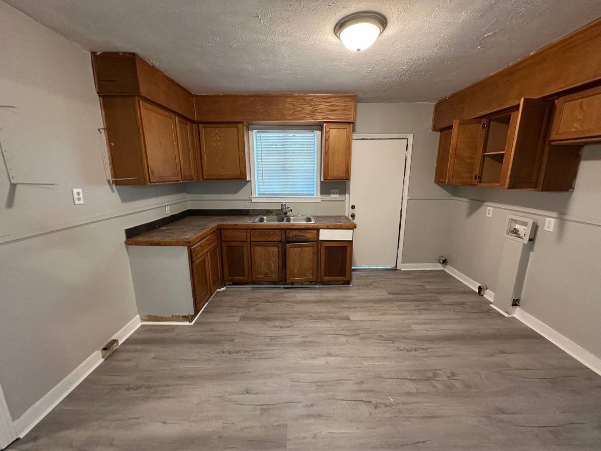 House for rent at 332 Melbourne Rd, Jackson, MS 39206