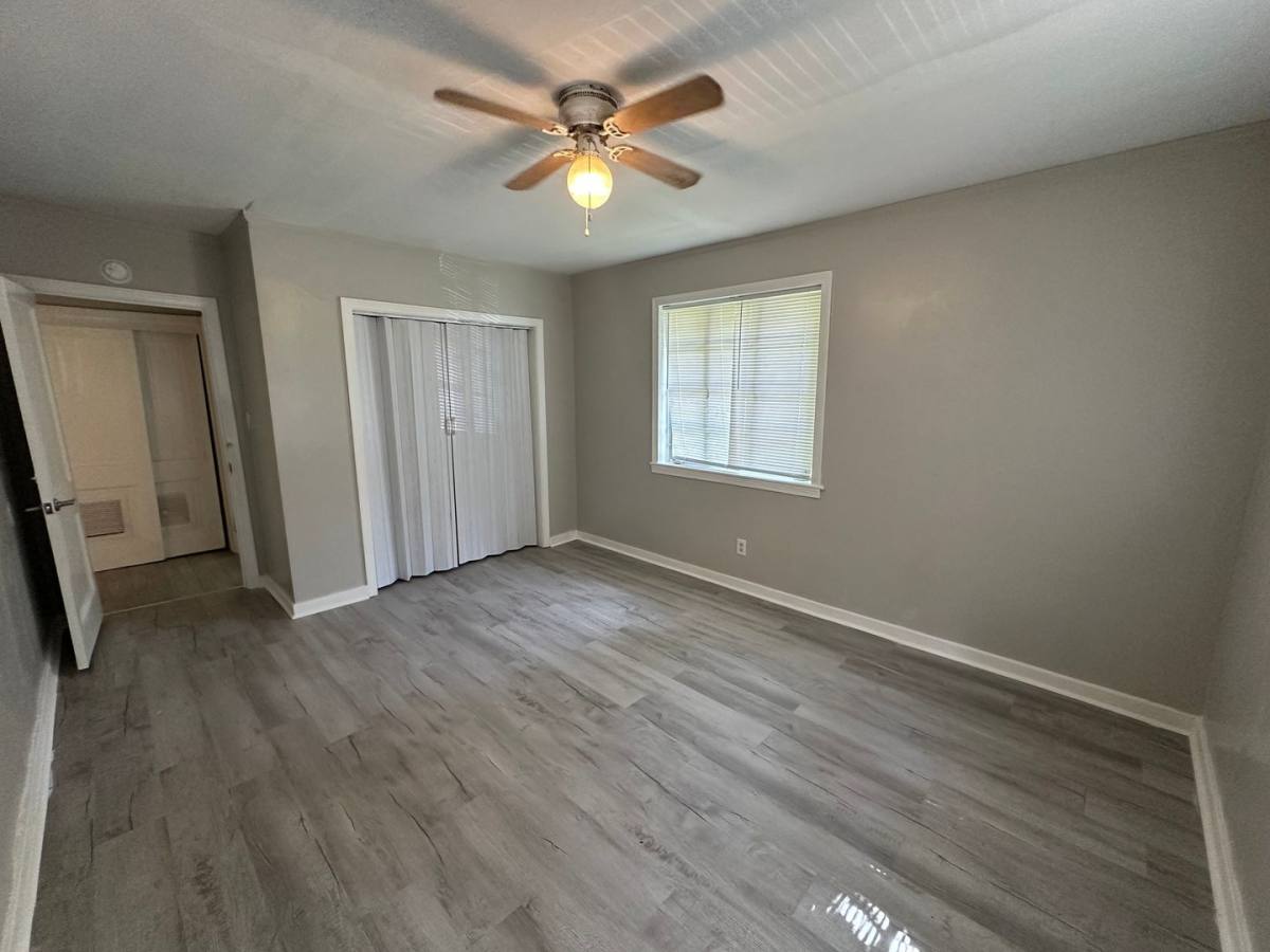 House for rent at 332 Melbourne Rd, Jackson, MS 39206