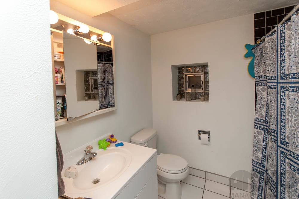 Apartment for rent at 831 W Wrightwood Ave, Chicago, IL 60614