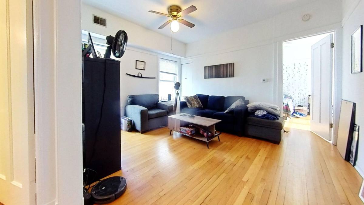 Apartment for rent at 4649 N Malden St, Chicago, IL 60640