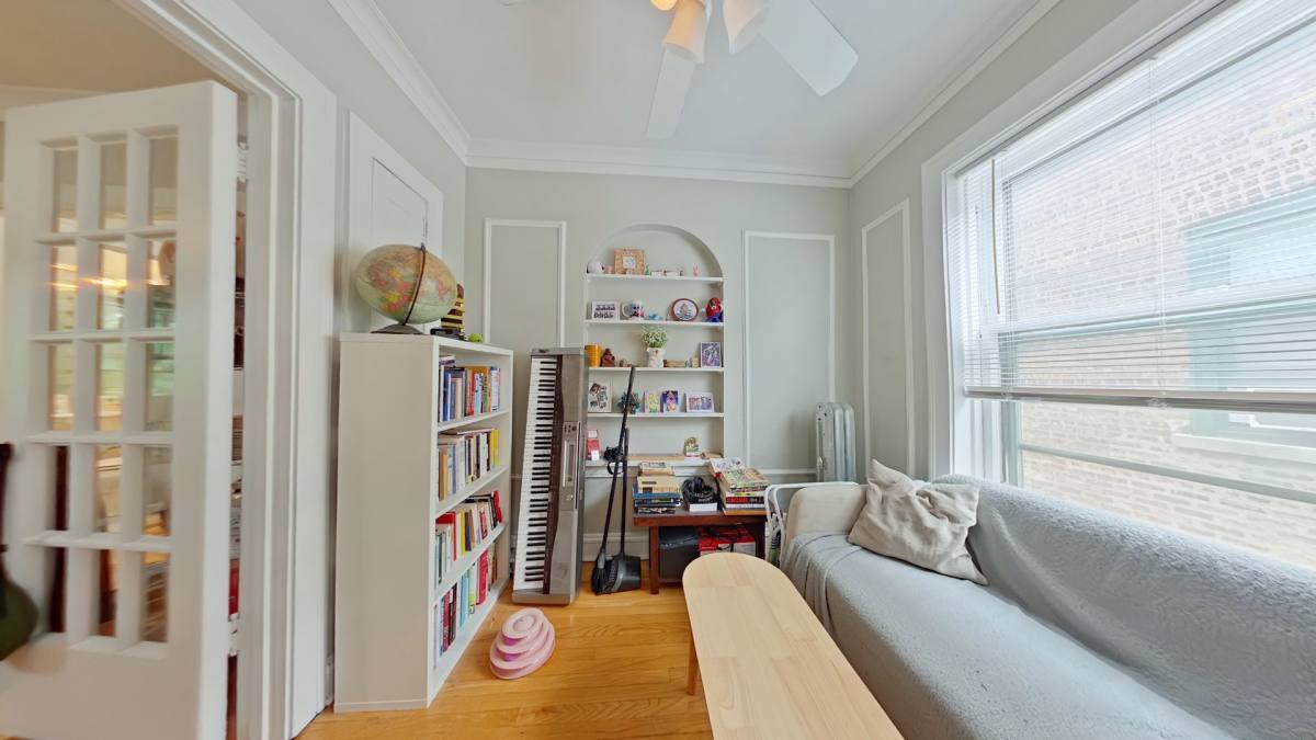 Apartment for rent at 4608-12 N Hermitage Ave, Chicago, IL 60640
