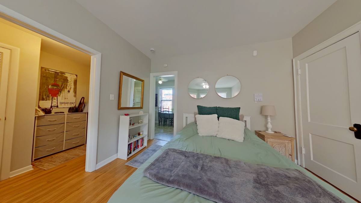 Apartment for rent at 734 W Aldine Ave, Chicago, IL 60657