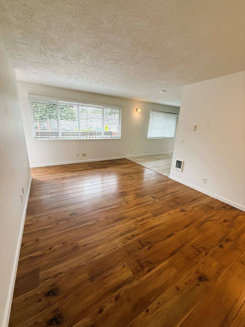 Apartment for rent at 2008 St Johns Blvd, Vancouver, WA 98661