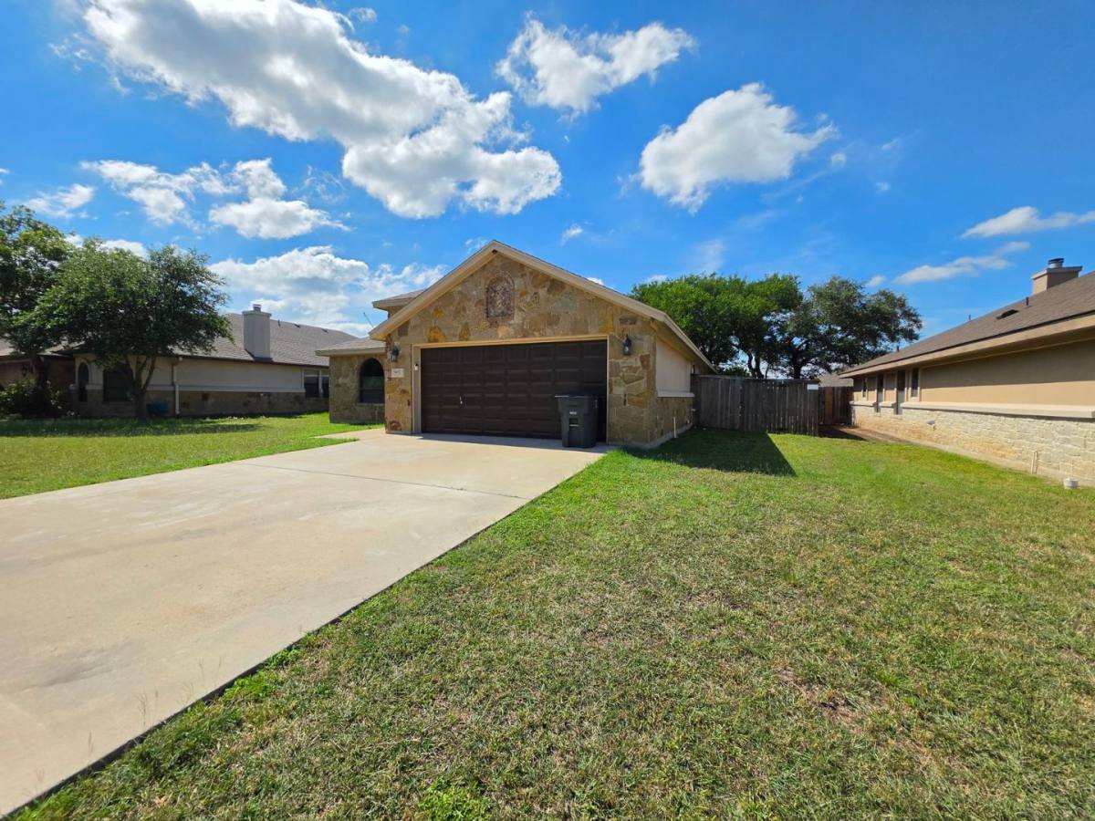 House for rent at 5401 Encino Oak Way, Killeen, TX 76542