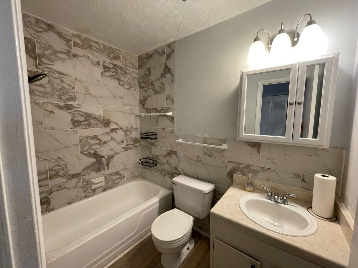 Apartment for rent at 2020 Continental Ave, Tallahassee, FL 32304