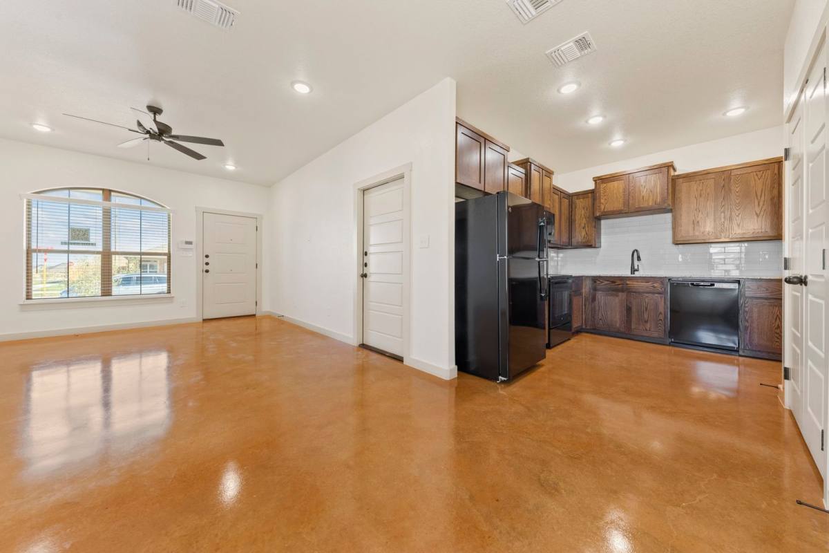 Apartment for rent at 1910 Caspian Trail, Harker Heights, TX 76548