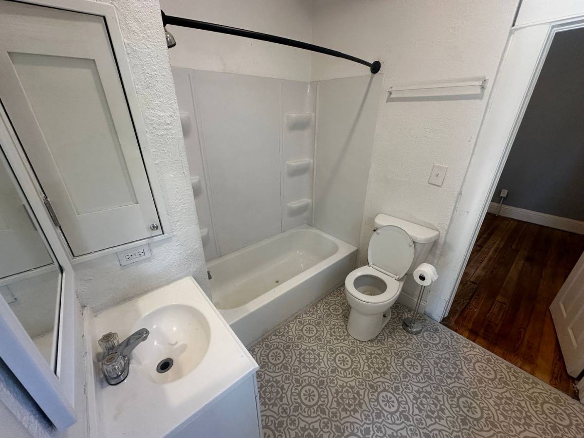House for rent at 420 S 22nd St, Saint Joseph, MO 64501