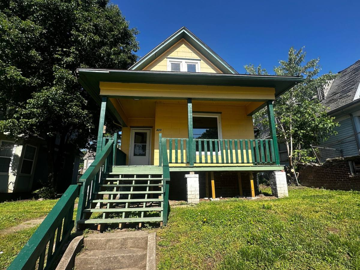 House for rent at 420 S 22nd St, Saint Joseph, MO 64501