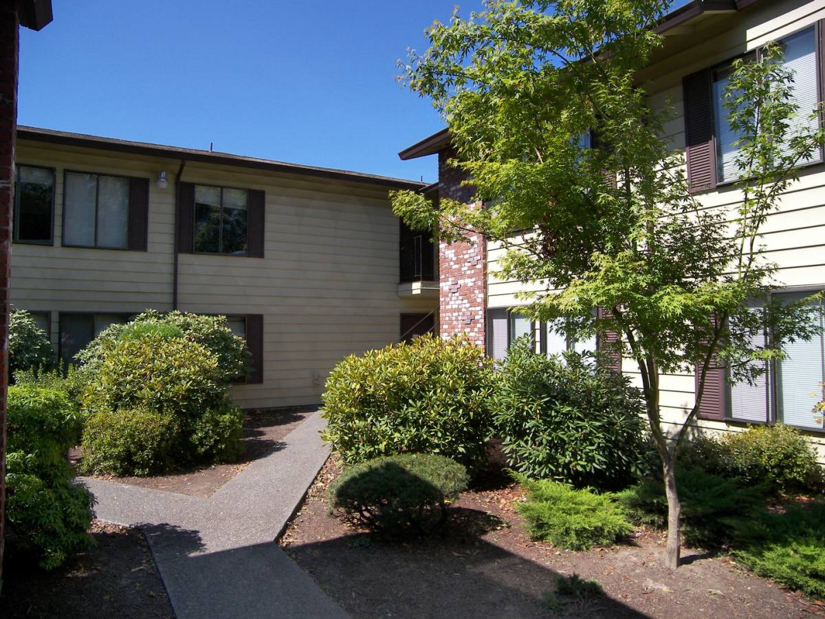 Apartment for rent at 430-464 NE Sacramento, Portland, OR 97212