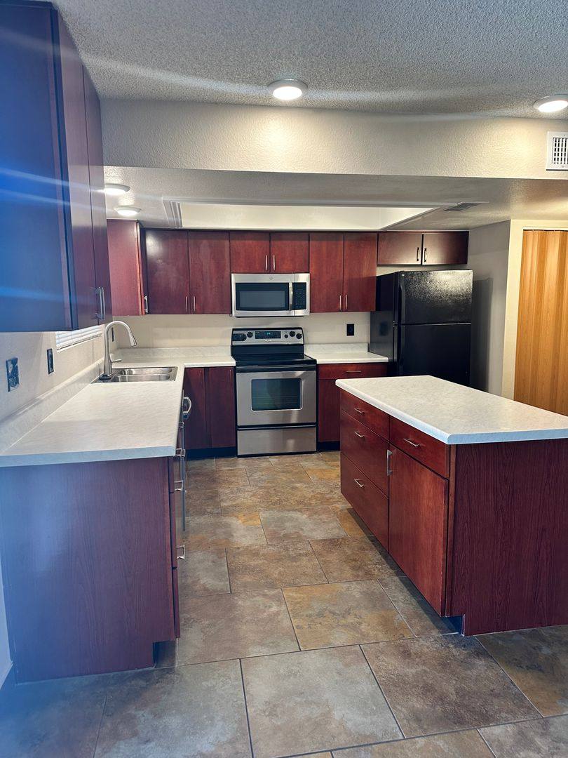 House for rent at 5805 W Evans Dr, Glendale, AZ 85306