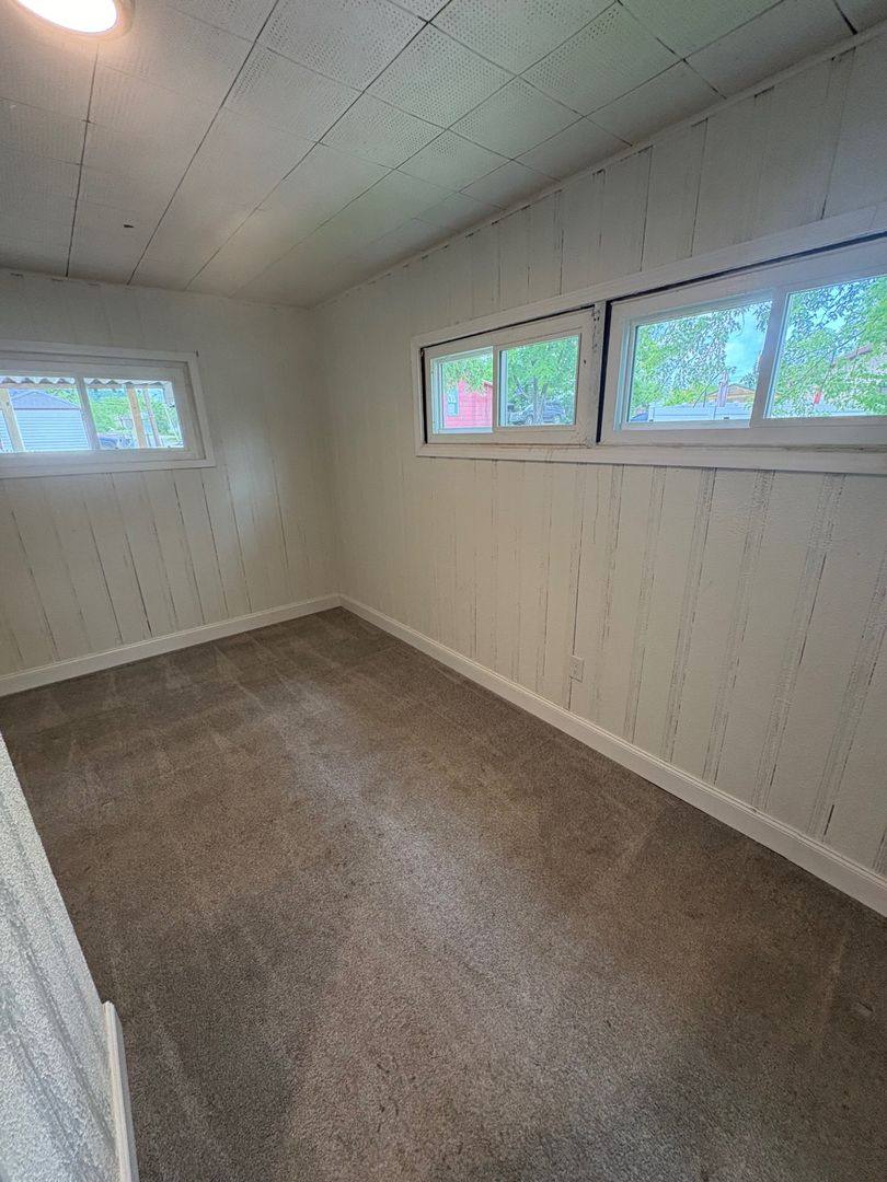 Apartment for rent at 2140 16th St, Parkersburg, WV 26101